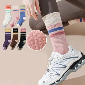 1 Pár Módní Strečové Vysoké Ponožky Vysokou Elasticitou Lady Sportovní Ponožky Absorpce Potu Pro Dospělé